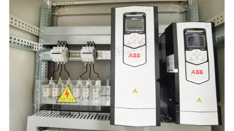 華東工控-變頻柜細節(jié)