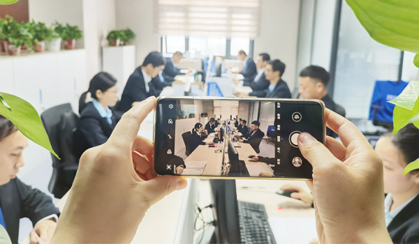 專業(yè)團(tuán)隊(duì)-華東工控