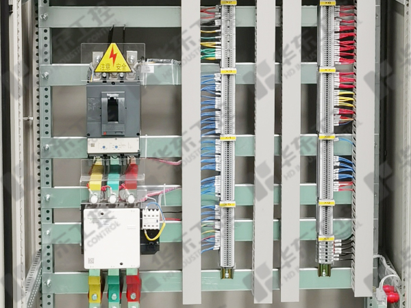 動力配電柜細節(jié)